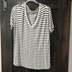 Piko 1988 long shirt with deep vneck